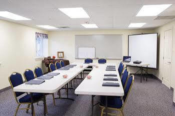 Conference Center Hotel At Valley Forge オークス エクステリア 写真
